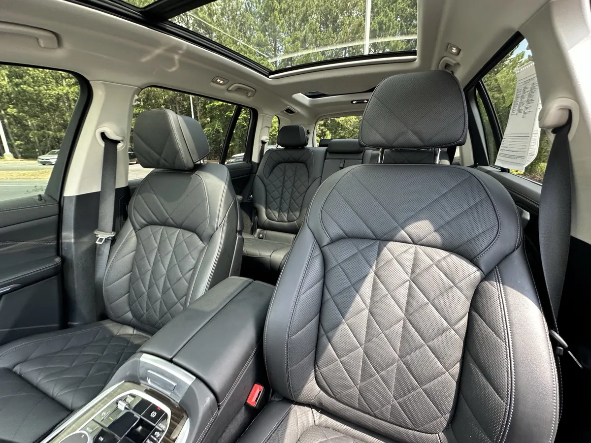 2024 BMW X7 xDrive40i Sports Activity Vehicle thumbnail 8