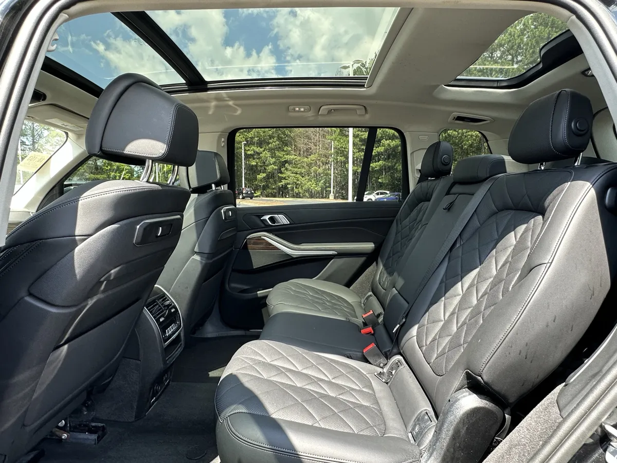 2024 BMW X7 xDrive40i Sports Activity Vehicle thumbnail 9