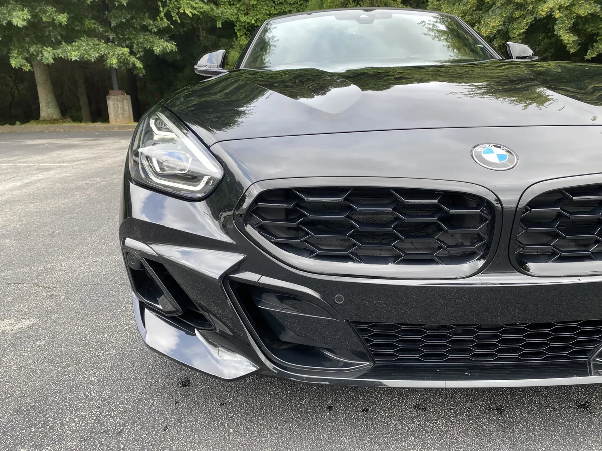2024 BMW Z4 M40i thumbnail 12