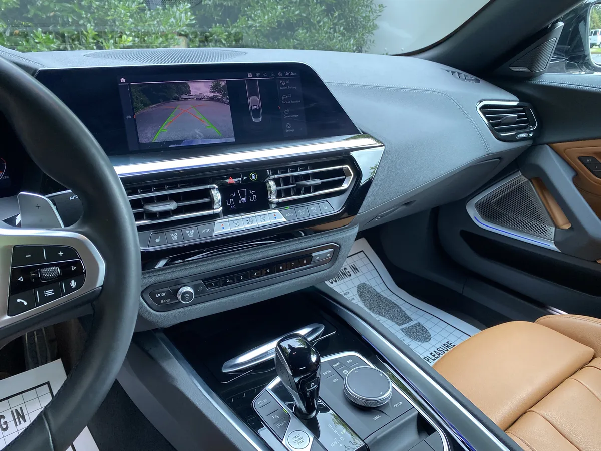 2024 BMW Z4 M40i thumbnail 23