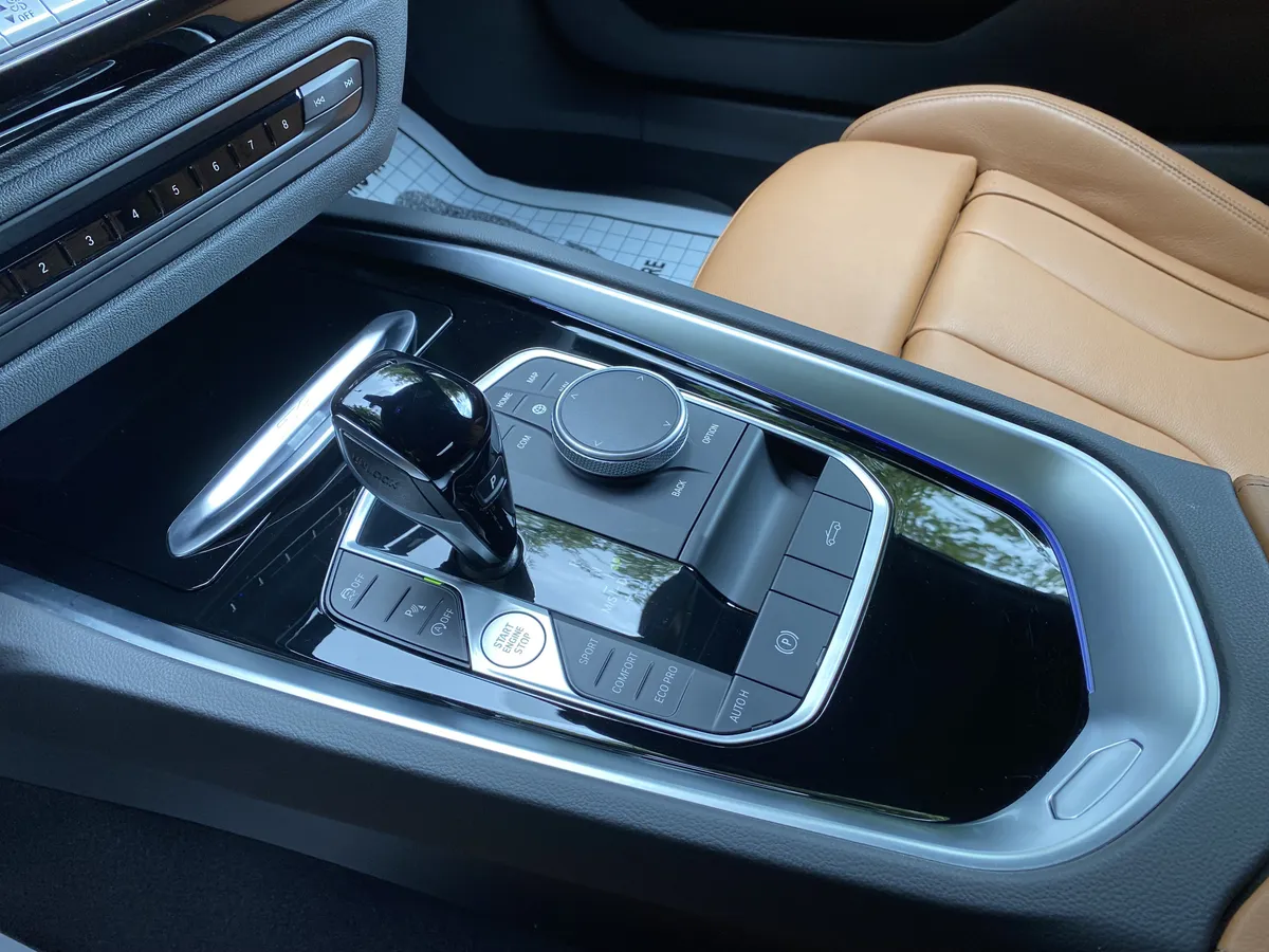 2024 BMW Z4 M40i thumbnail 28