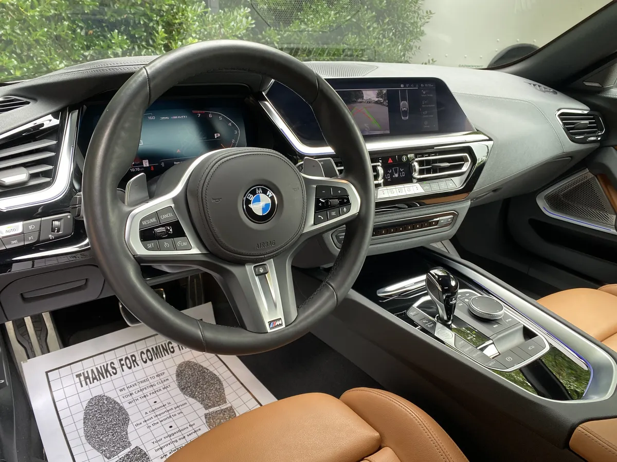 2024 BMW Z4 M40i thumbnail 32