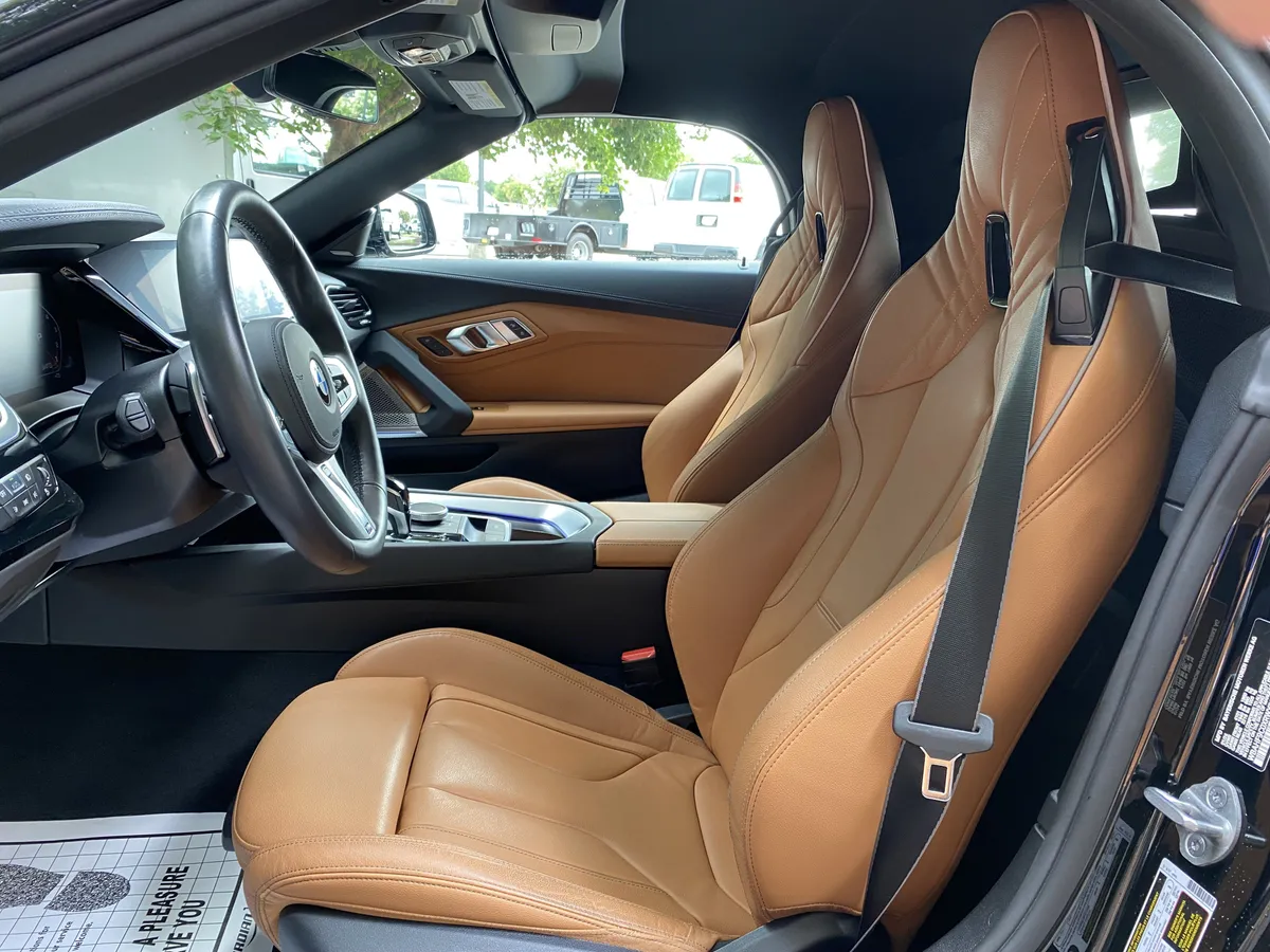 2024 BMW Z4 M40i thumbnail 33