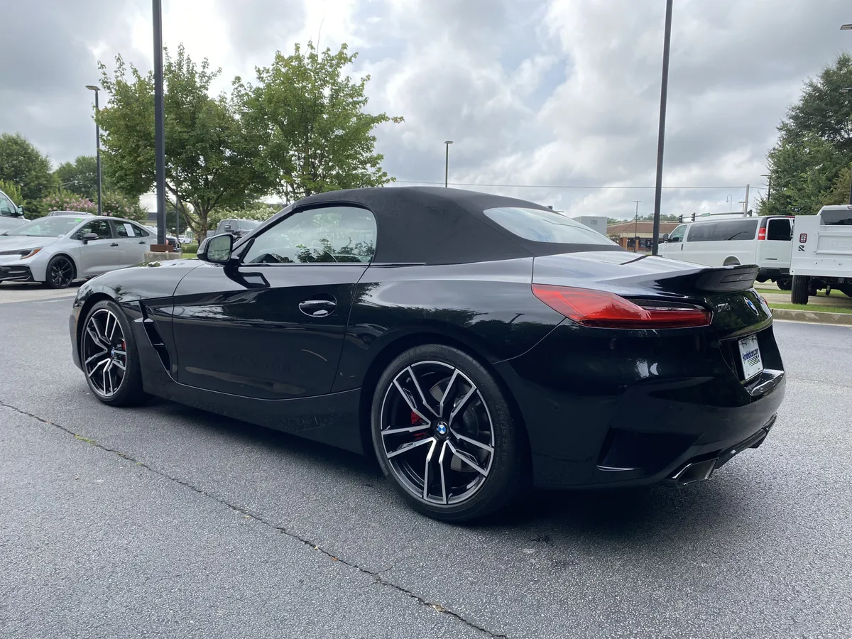2024 BMW Z4 M40i thumbnail 6