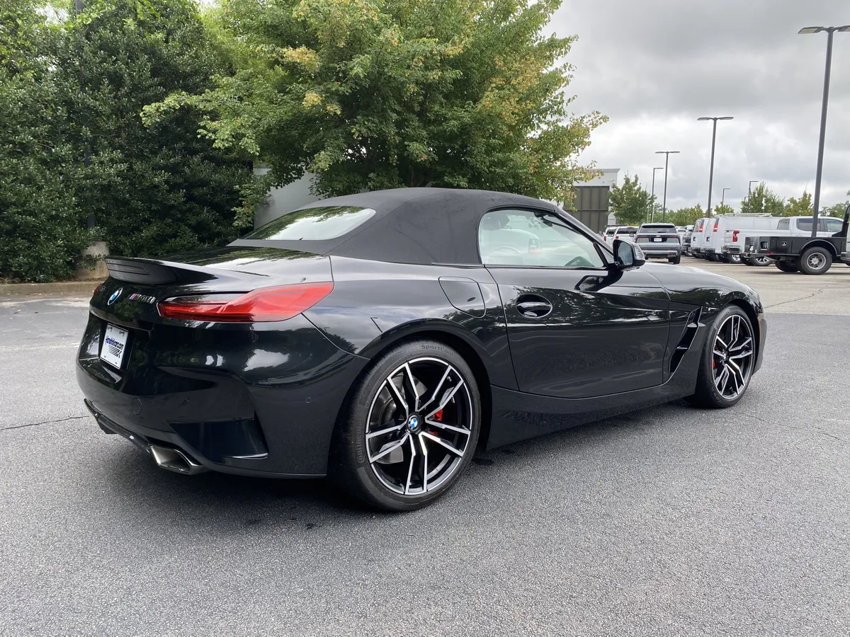 2024 BMW Z4 M40i thumbnail 8