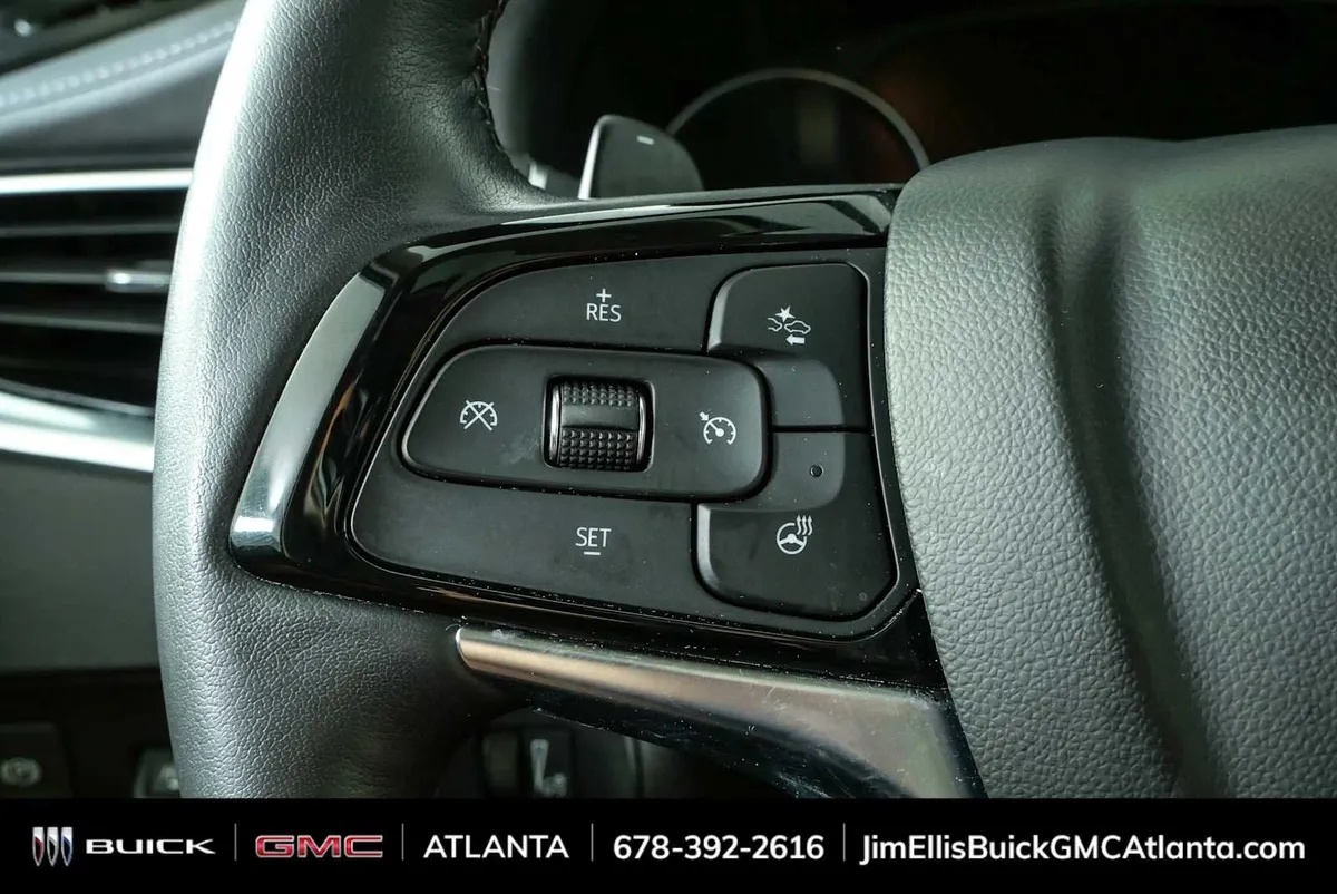 2024 Buick Enclave Avenir thumbnail 11
