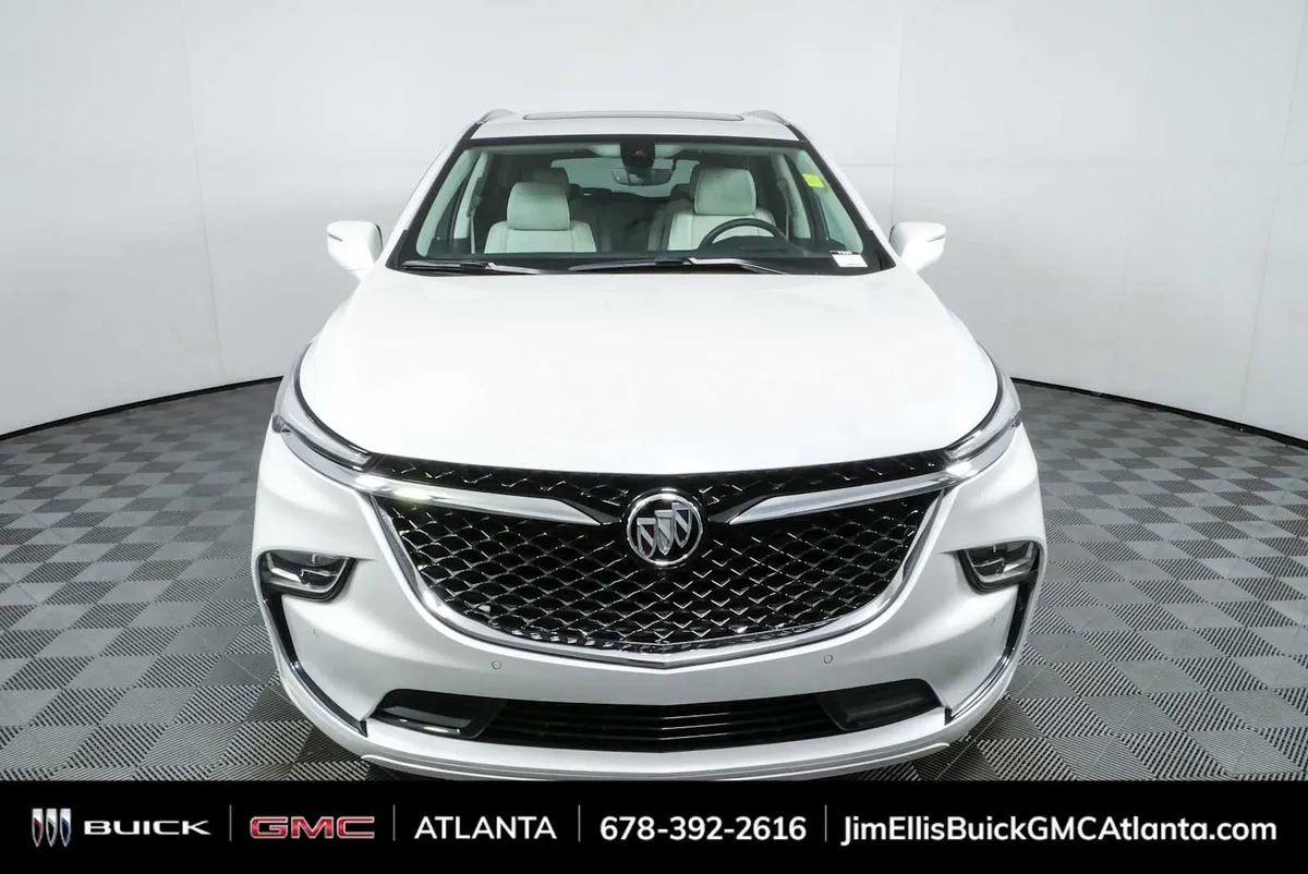 2024 Buick Enclave Avenir thumbnail 28