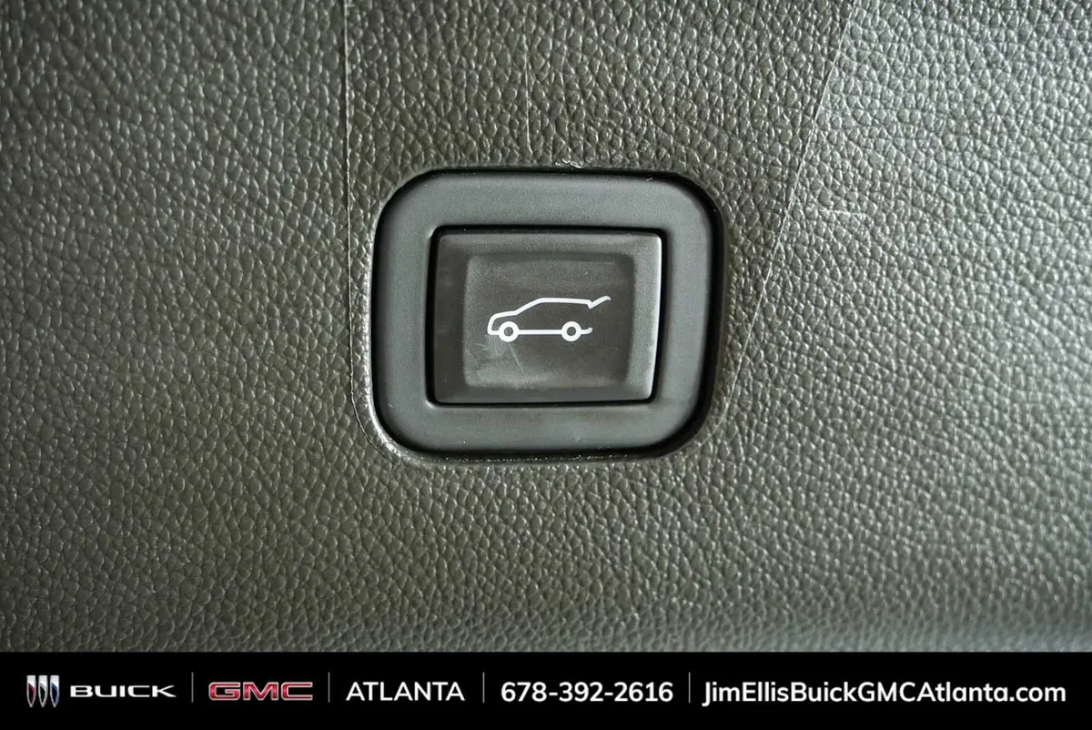 2024 Buick Enclave Avenir thumbnail 36
