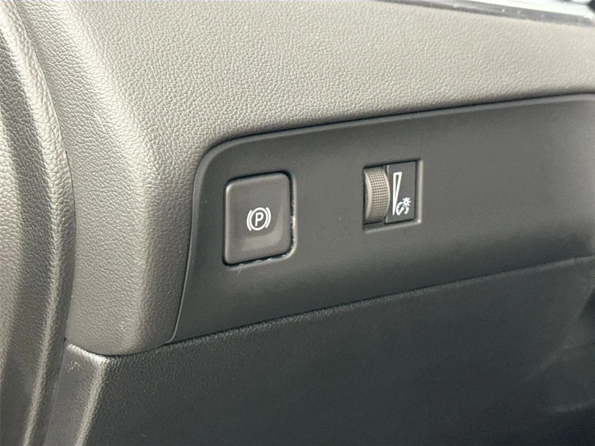 2024 Buick Enclave Essence thumbnail 15