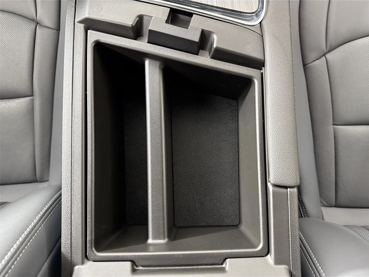 2024 Buick Enclave Essence thumbnail 32