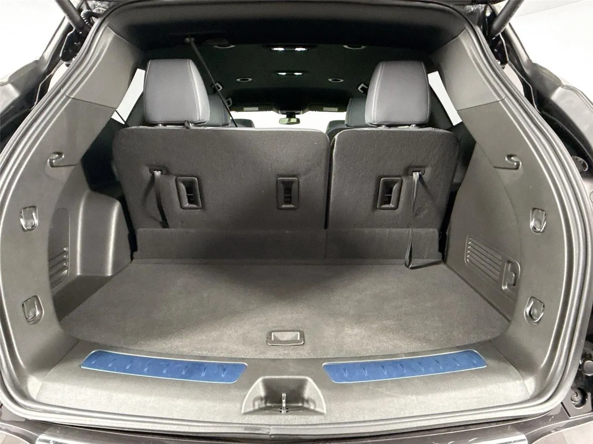2024 Buick Enclave Essence thumbnail 37