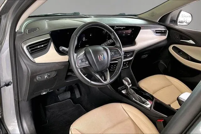 2024 Buick Encore GX Avenir thumbnail 14