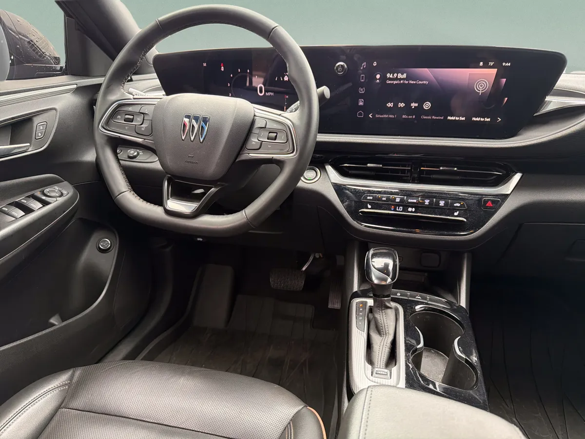 2024 Buick Envista Avenir thumbnail 34