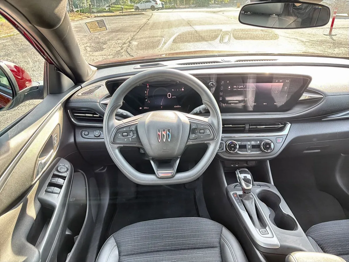 2024 Buick Envista Preferred thumbnail 10