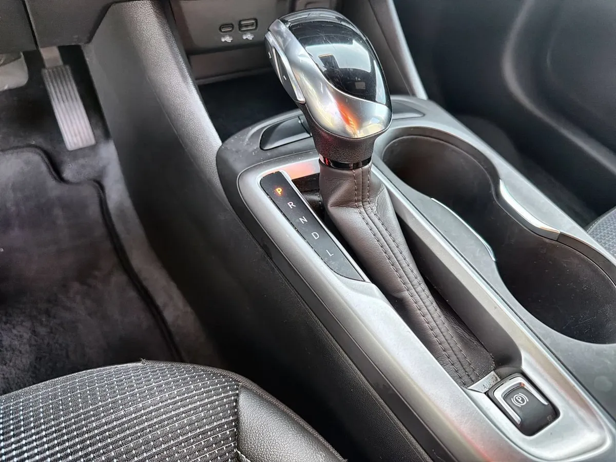 2024 Buick Envista Preferred thumbnail 14