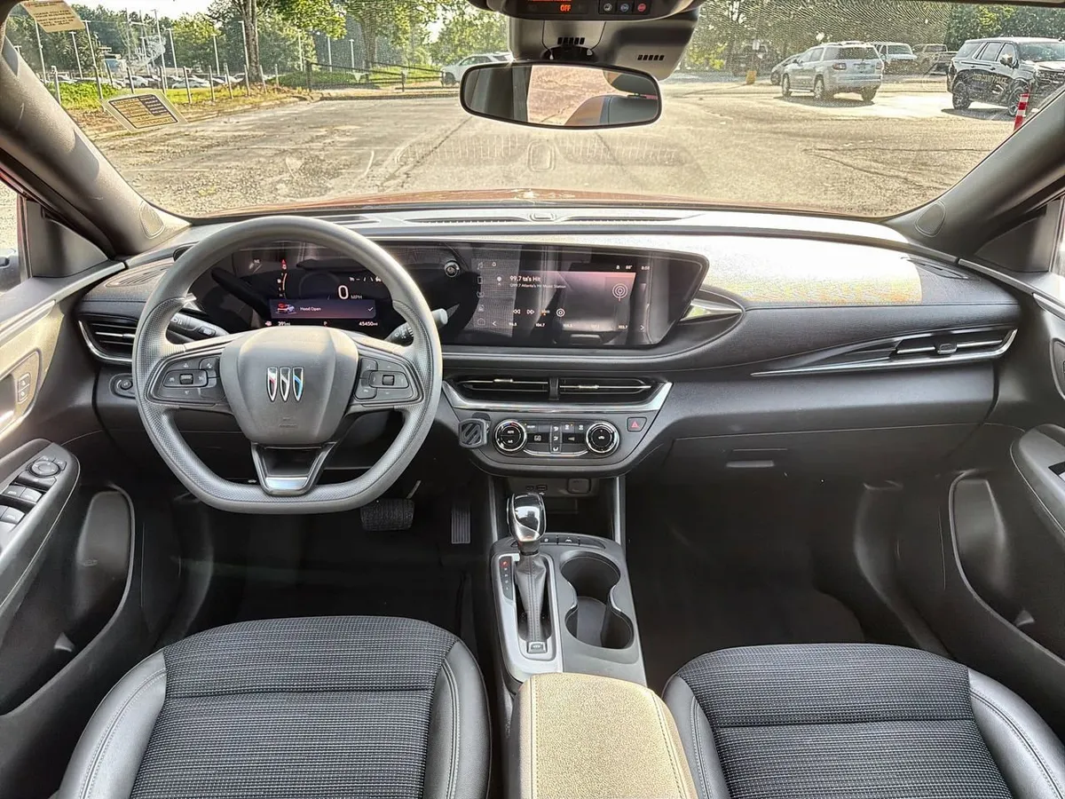 2024 Buick Envista Preferred thumbnail 17