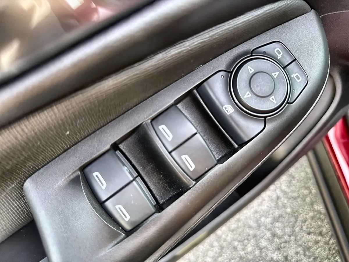 2024 Buick Envista Preferred thumbnail 19