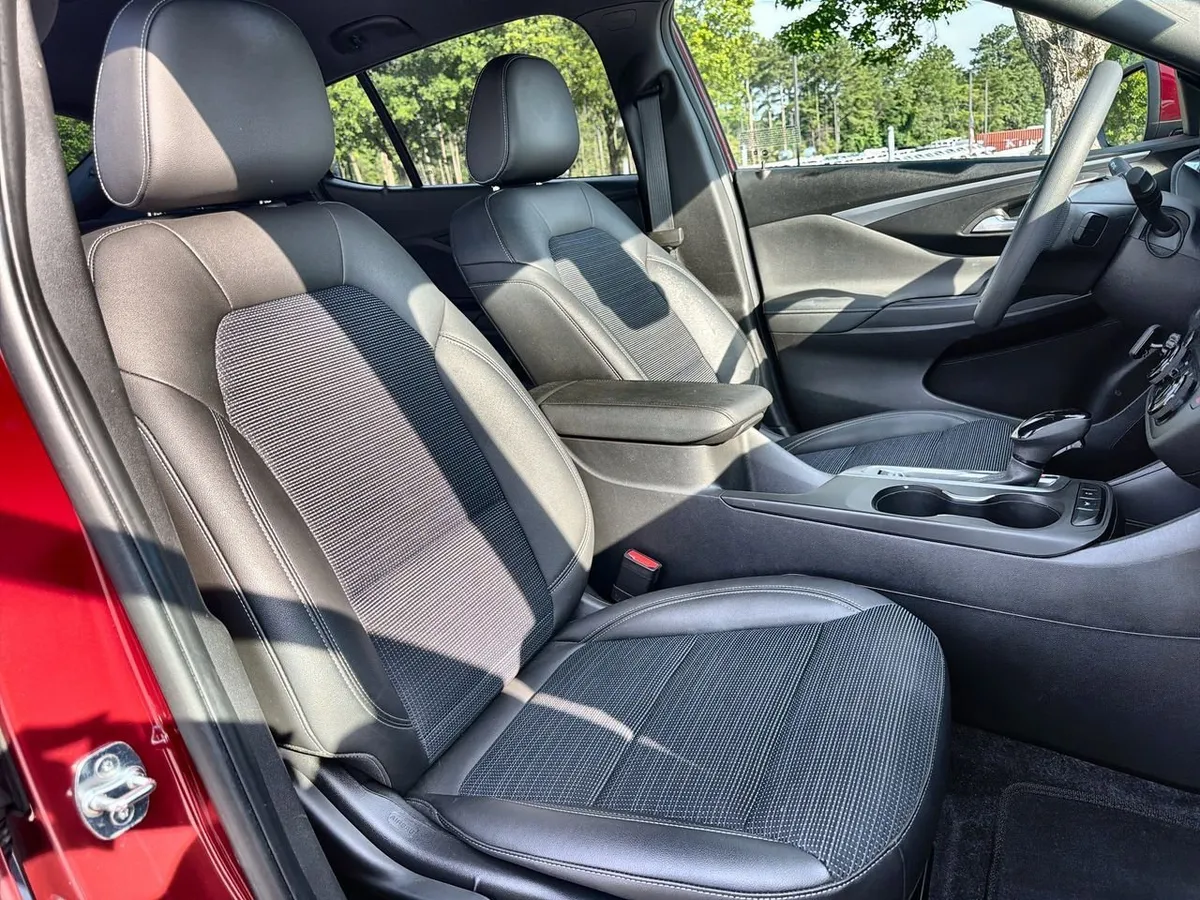 2024 Buick Envista Preferred thumbnail 23