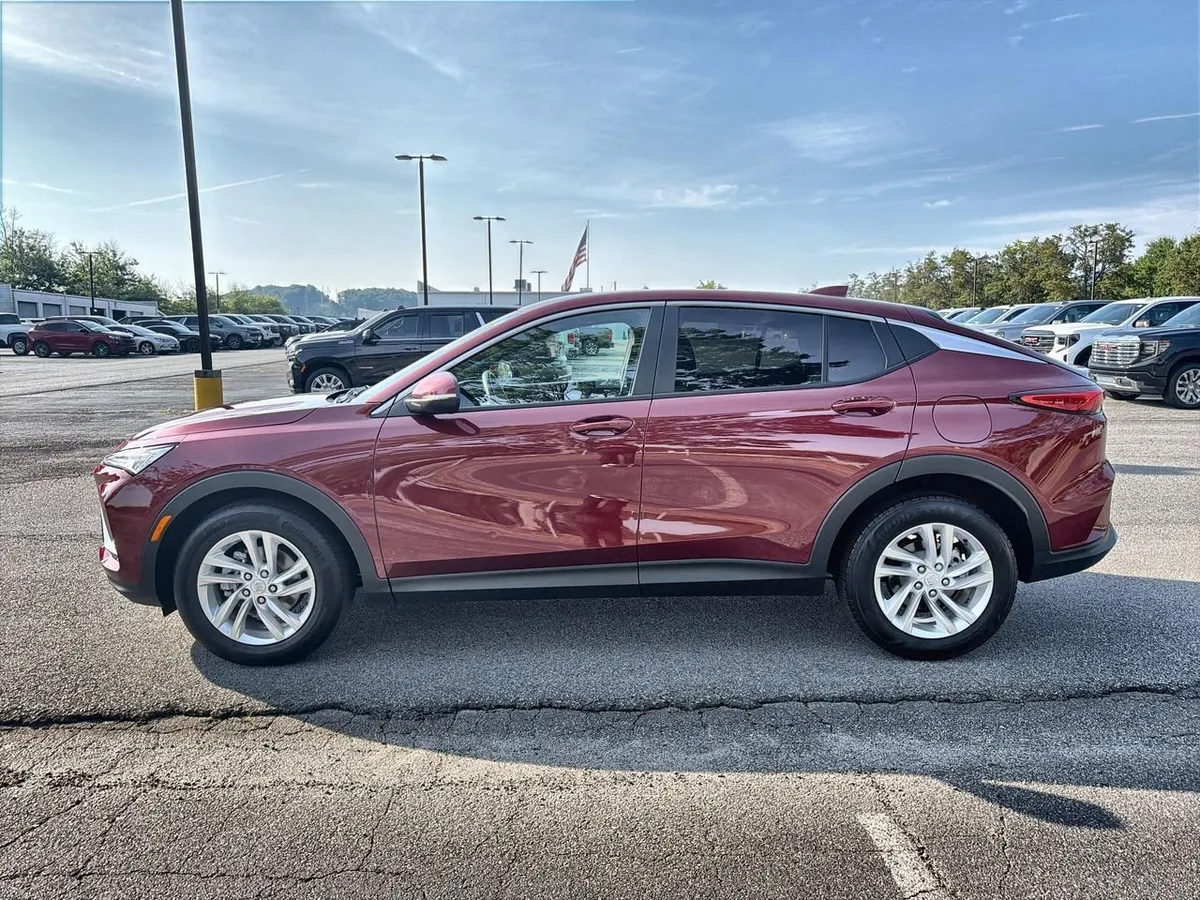 2024 Buick Envista Preferred thumbnail 5