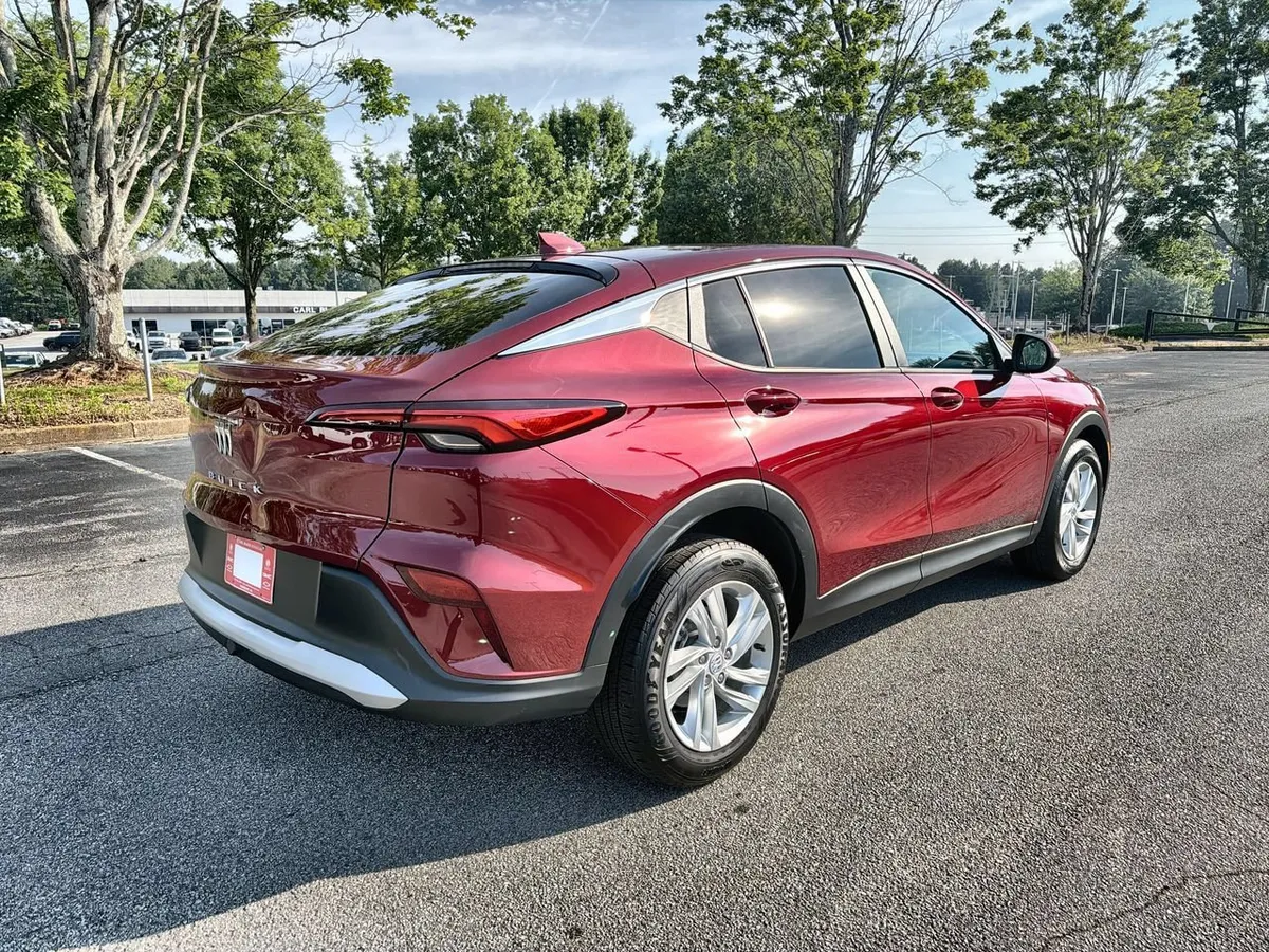2024 Buick Envista Preferred thumbnail 8
