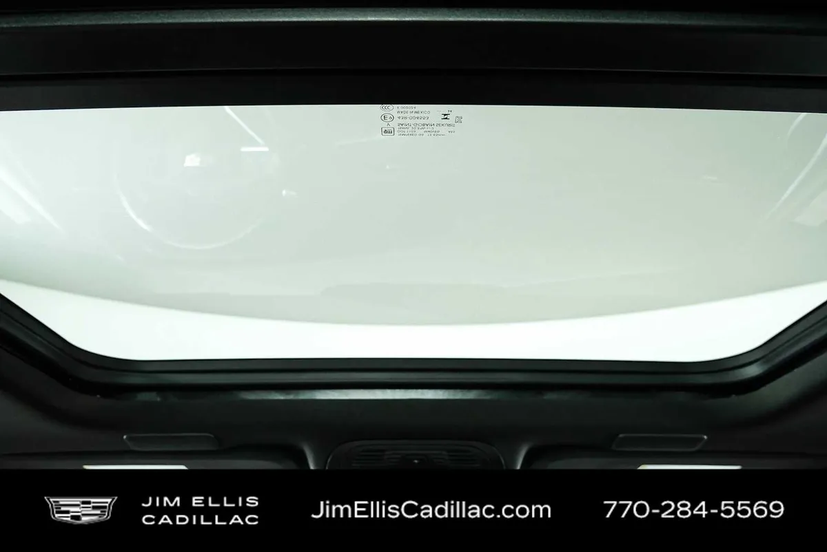 2024 Cadillac Escalade Sport thumbnail 21