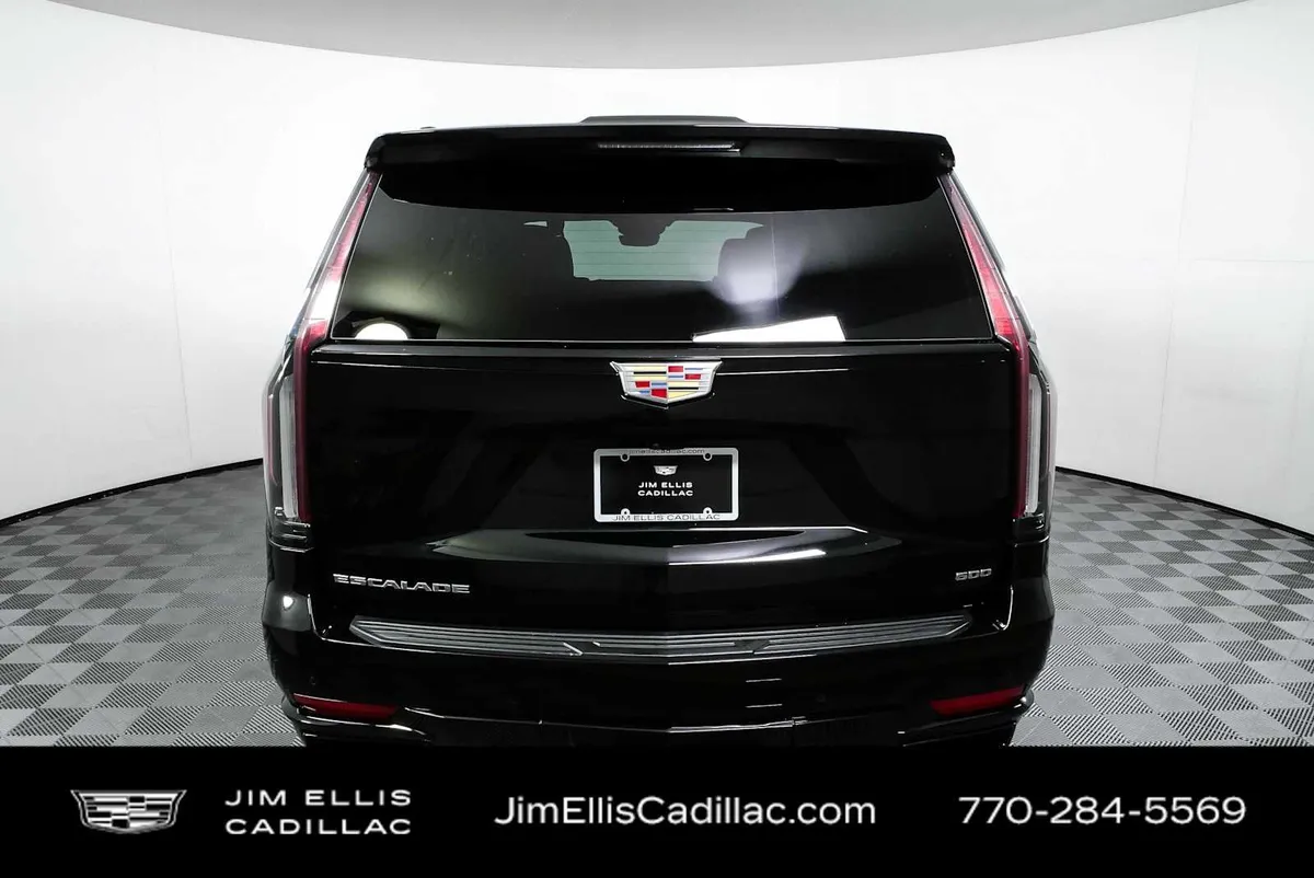 2024 Cadillac Escalade Sport thumbnail 28