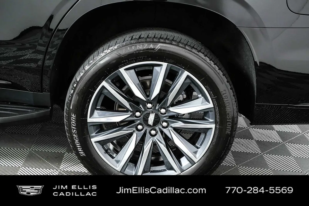 2024 Cadillac Escalade Sport thumbnail 40