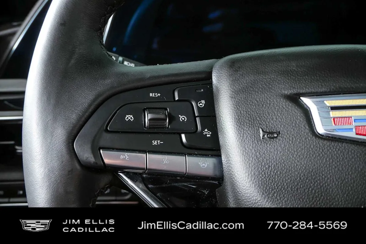 2024 Cadillac Escalade Sport thumbnail 11