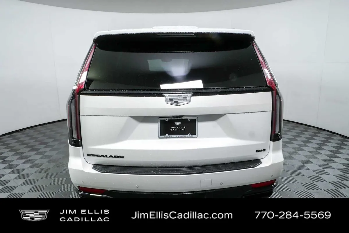 2024 Cadillac Escalade Sport thumbnail 29