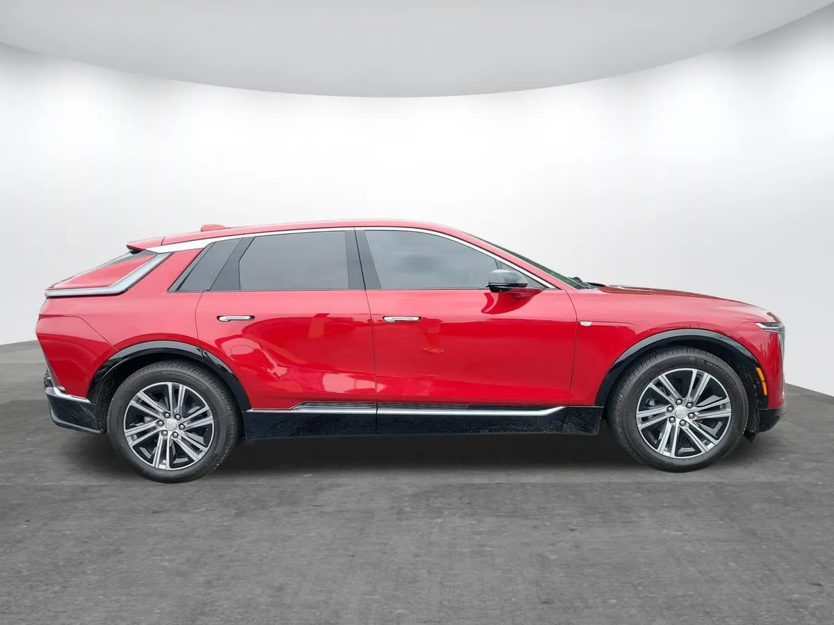 2024 CADILLAC LYRIQ Luxury thumbnail 25