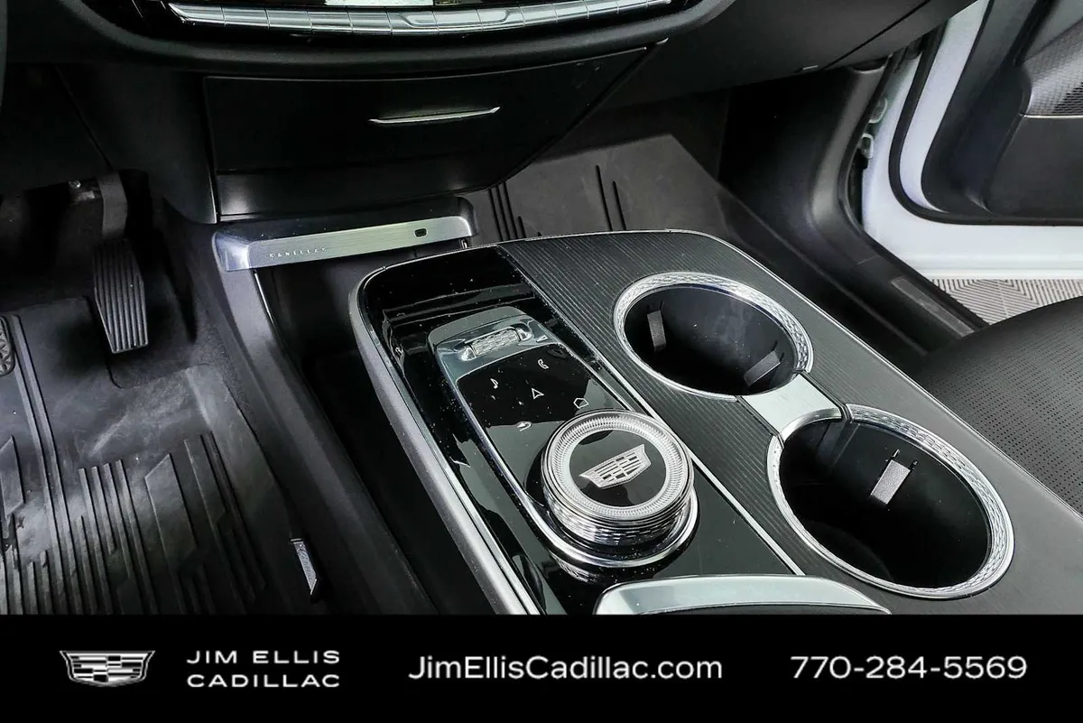 2024 Cadillac LYRIQ Sport 1 thumbnail 16