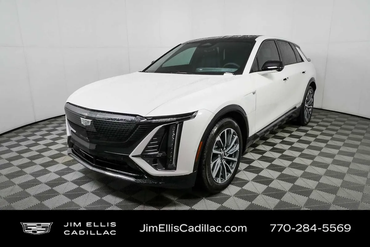 2024 Cadillac LYRIQ Sport 1 thumbnail 25