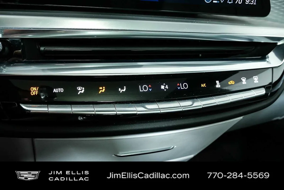 2024 Cadillac LYRIQ Sport 1 thumbnail 15