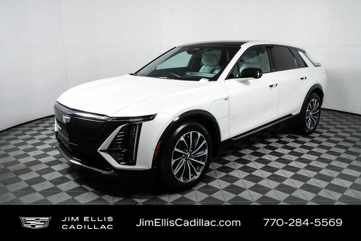 2024 Cadillac LYRIQ Sport 1 thumbnail 25