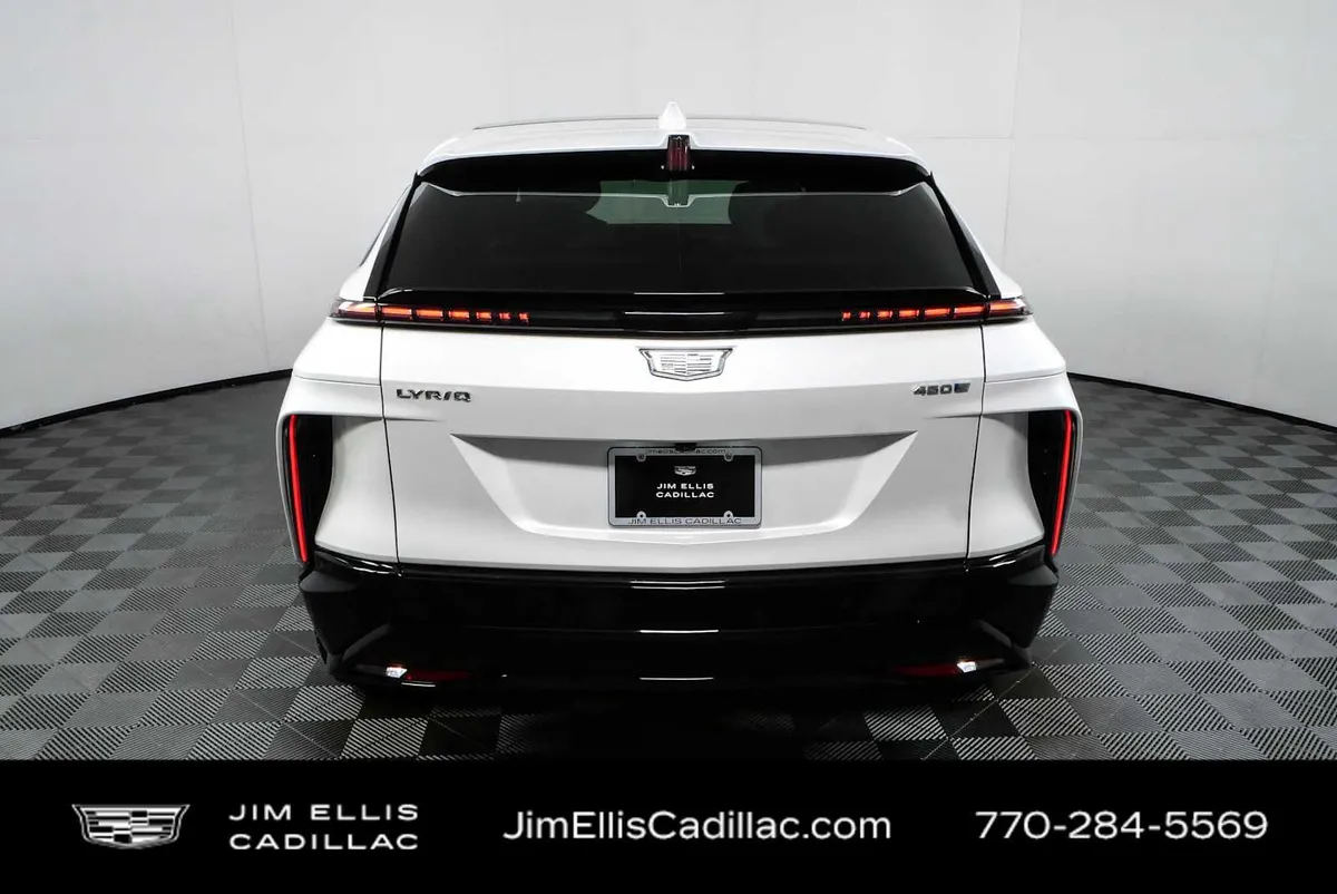 2024 Cadillac LYRIQ Sport 1 thumbnail 27