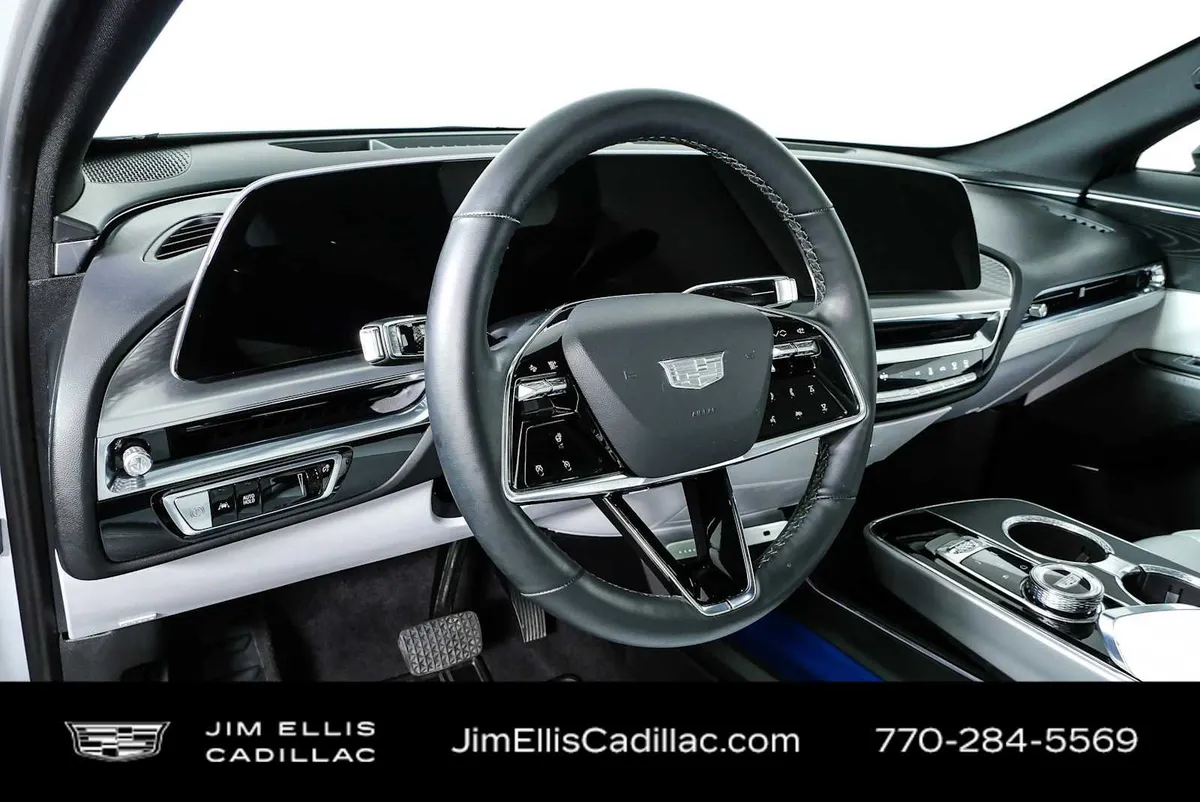 2024 Cadillac LYRIQ Sport 1 thumbnail 4