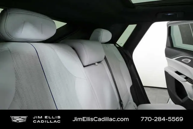2024 Cadillac LYRIQ Sport 2 thumbnail 23