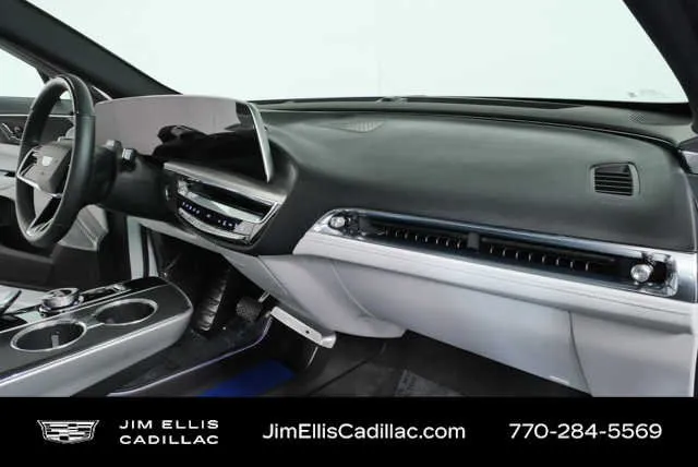 2024 Cadillac LYRIQ Sport 2 thumbnail 25