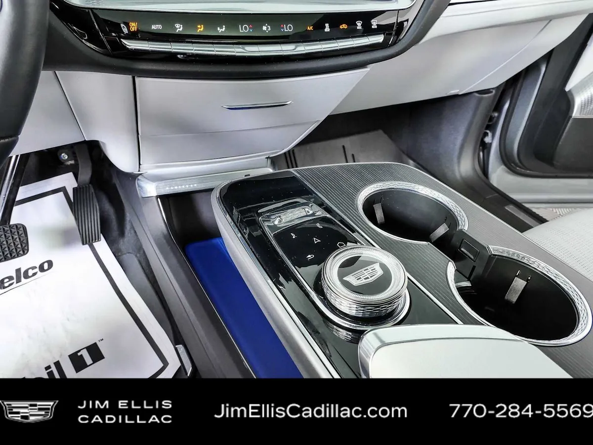 2024 Cadillac LYRIQ Sport 2 thumbnail 17