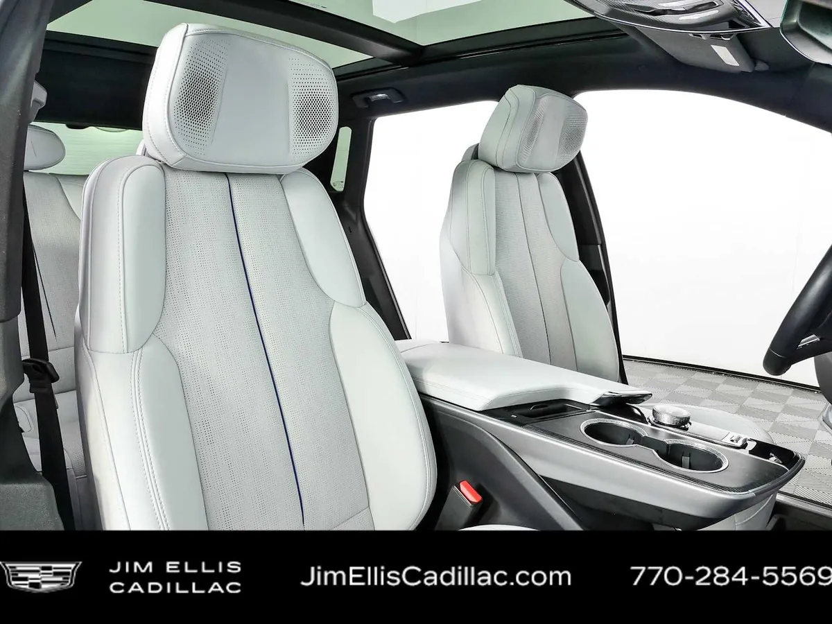 2024 Cadillac LYRIQ Sport 2 thumbnail 22