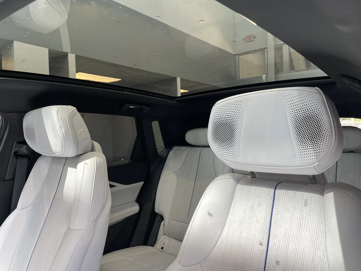 2024 CADILLAC LYRIQ Sport thumbnail 33