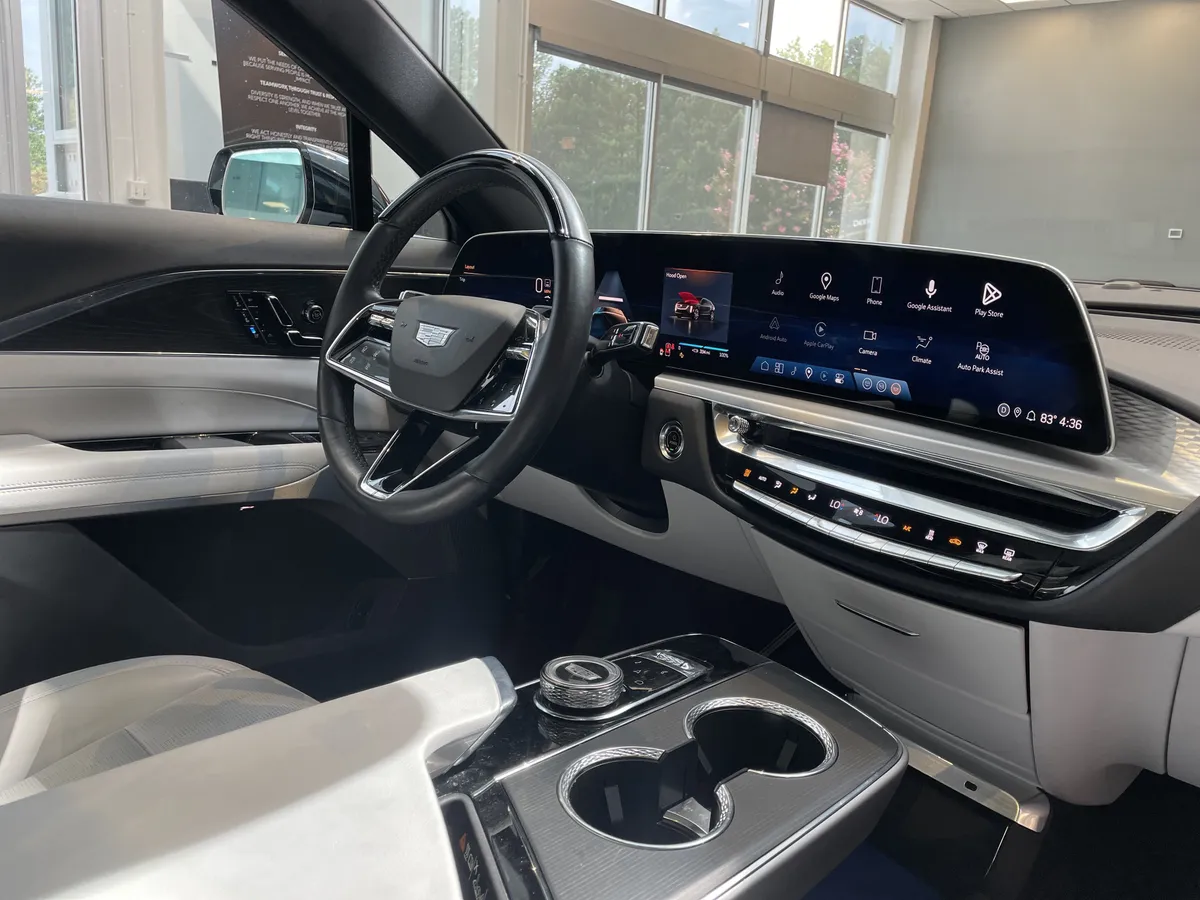 2024 CADILLAC LYRIQ Sport thumbnail 35