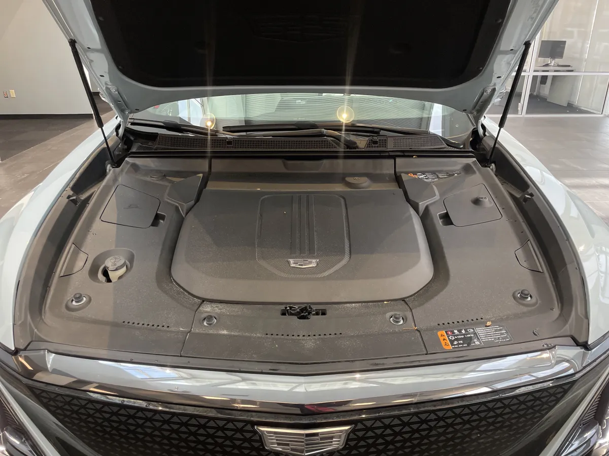 2024 CADILLAC LYRIQ Sport thumbnail 40