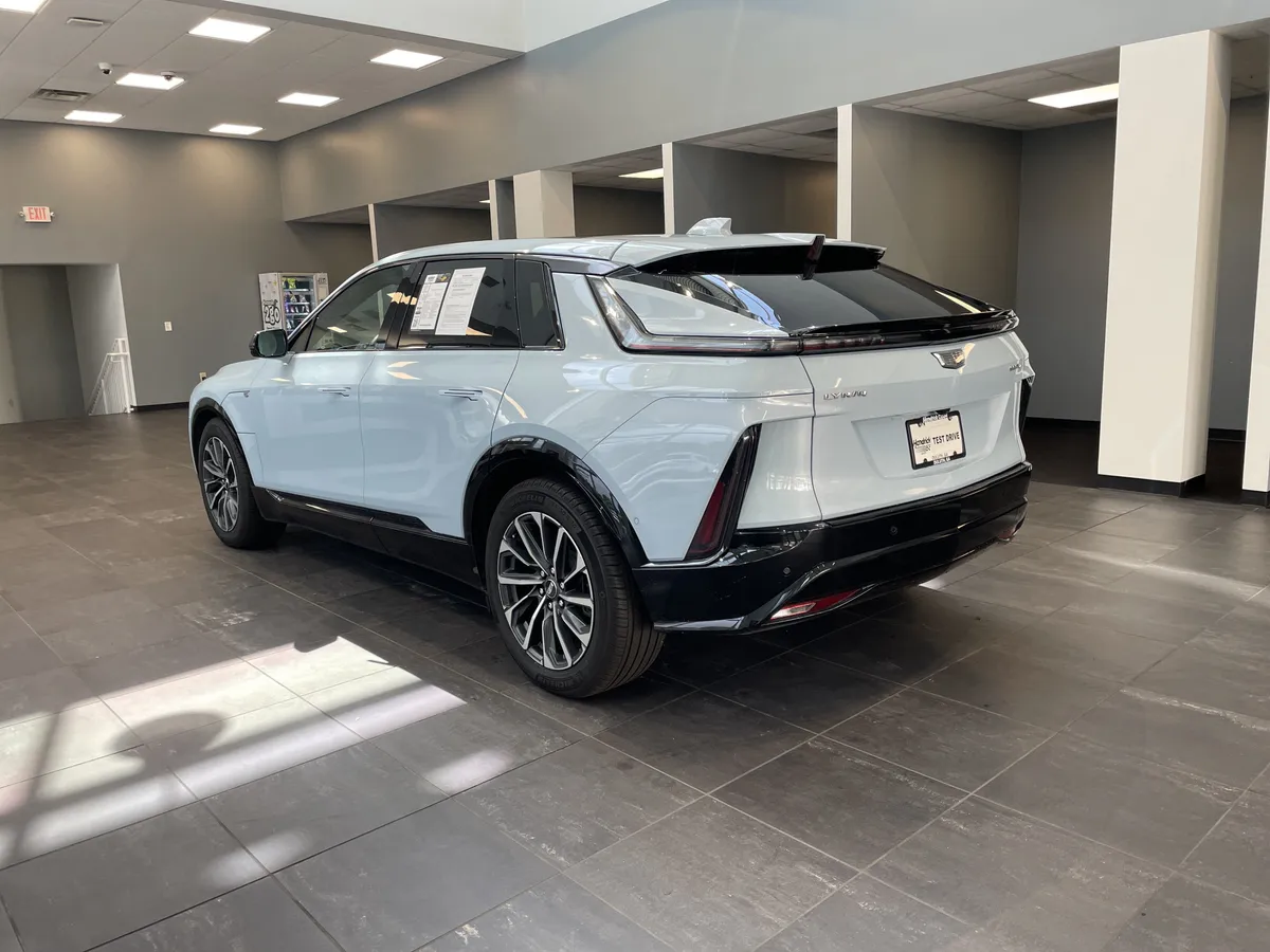 2024 CADILLAC LYRIQ Sport thumbnail 7