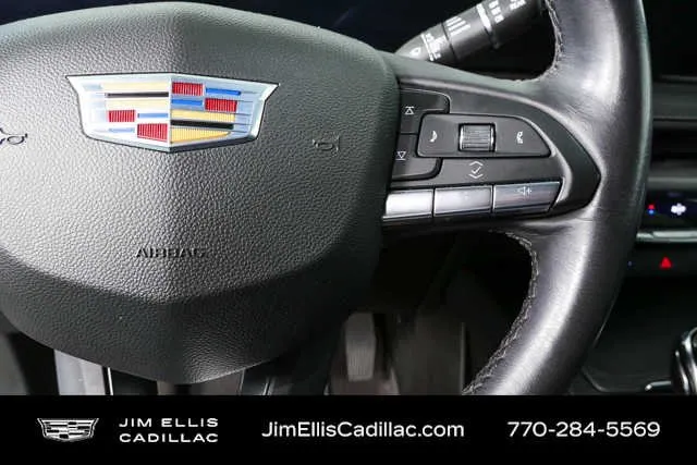 2024 Cadillac XT4 Premium Luxury thumbnail 10