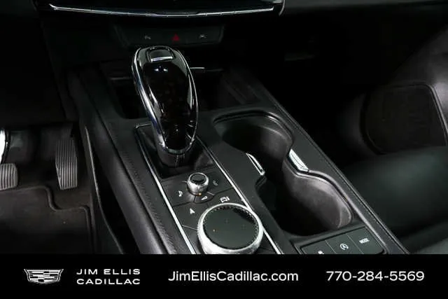 2024 Cadillac XT4 Premium Luxury thumbnail 17