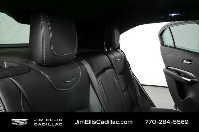 2024 Cadillac XT4 Premium Luxury thumbnail 21