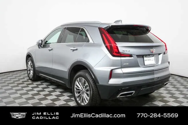 2024 Cadillac XT4 Premium Luxury thumbnail 29