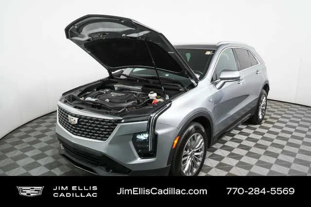 2024 Cadillac XT4 Premium Luxury thumbnail 32