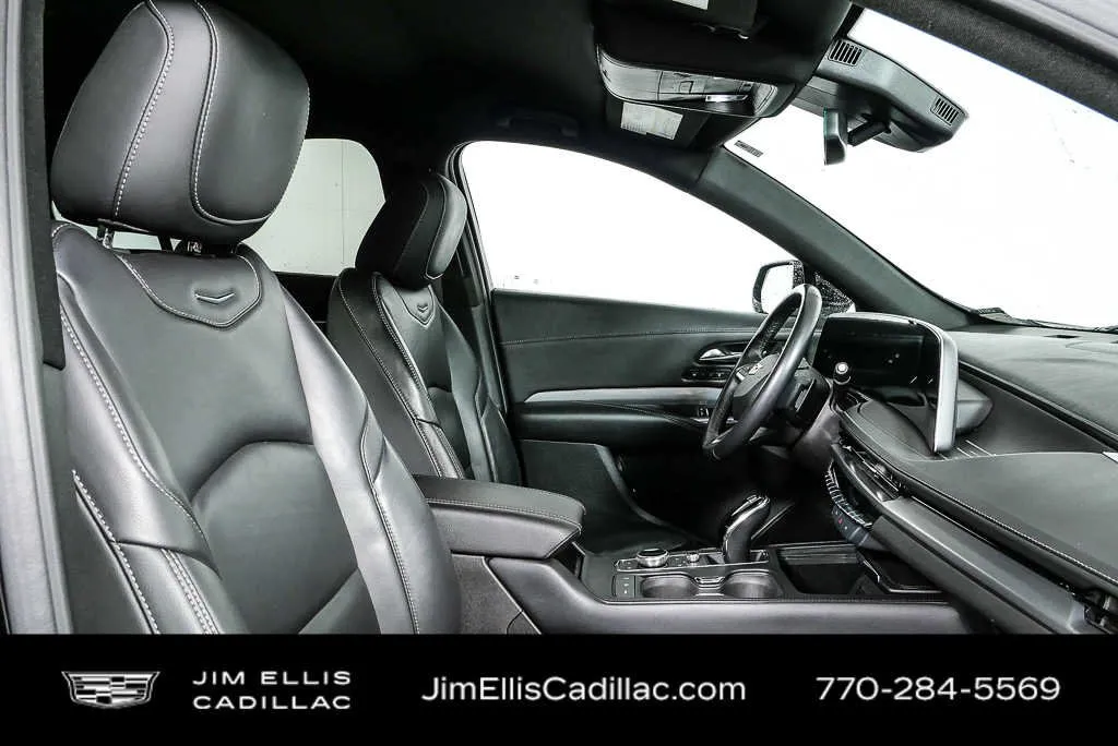 2024 Cadillac XT4 Premium Luxury thumbnail 21